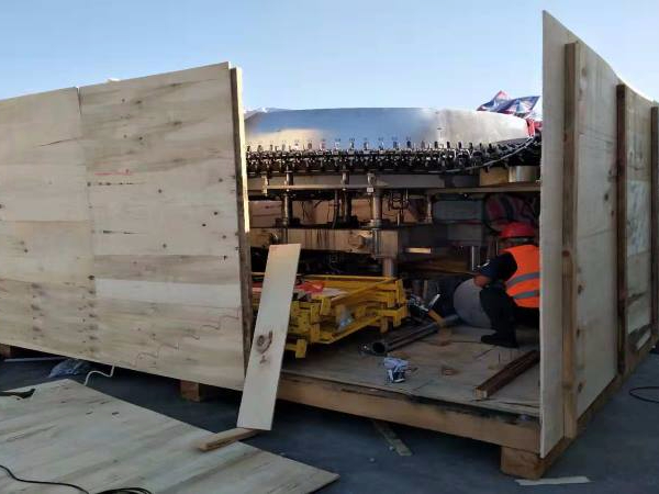 沖瓶灌裝流水線拆卸打包搬運