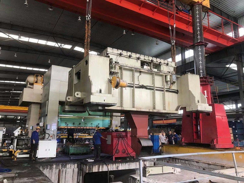 大型機械設備吊裝