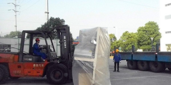 工廠搬遷需要搬到交通便利的位置  屹星設(shè)備搬遷公司